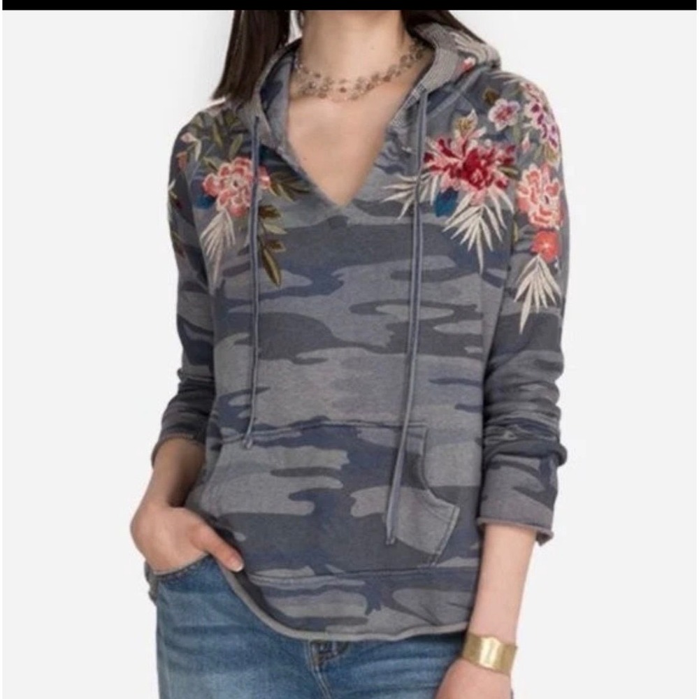 Johnny Was Camo Floral Embroidered Hoodie Large Grey Blue J19120-7 EUC